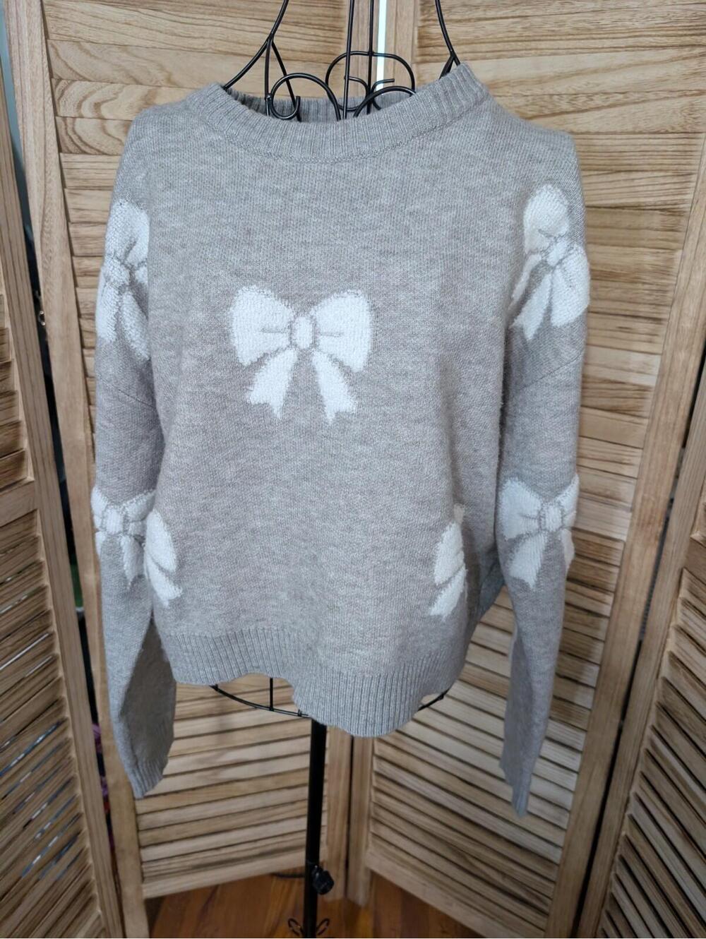 Harper And Ivy Womens Sweater Gray with White Bows Medium